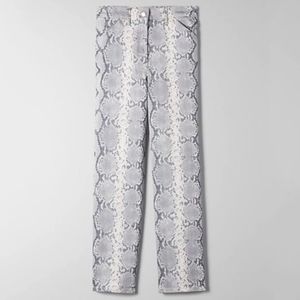 Aritzia Snake Print High Waist Straight Leg Denim Jean Pants Size 2 Grey